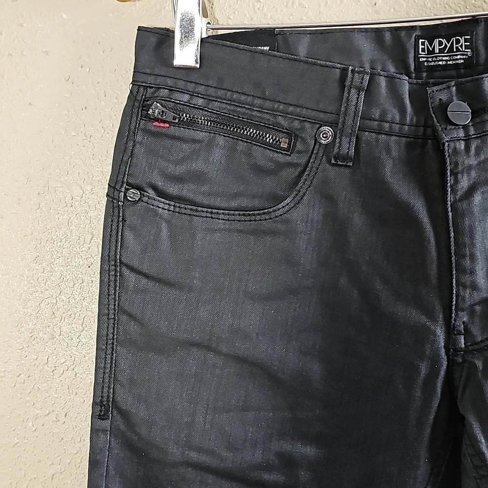 EMPYRE Jeans.